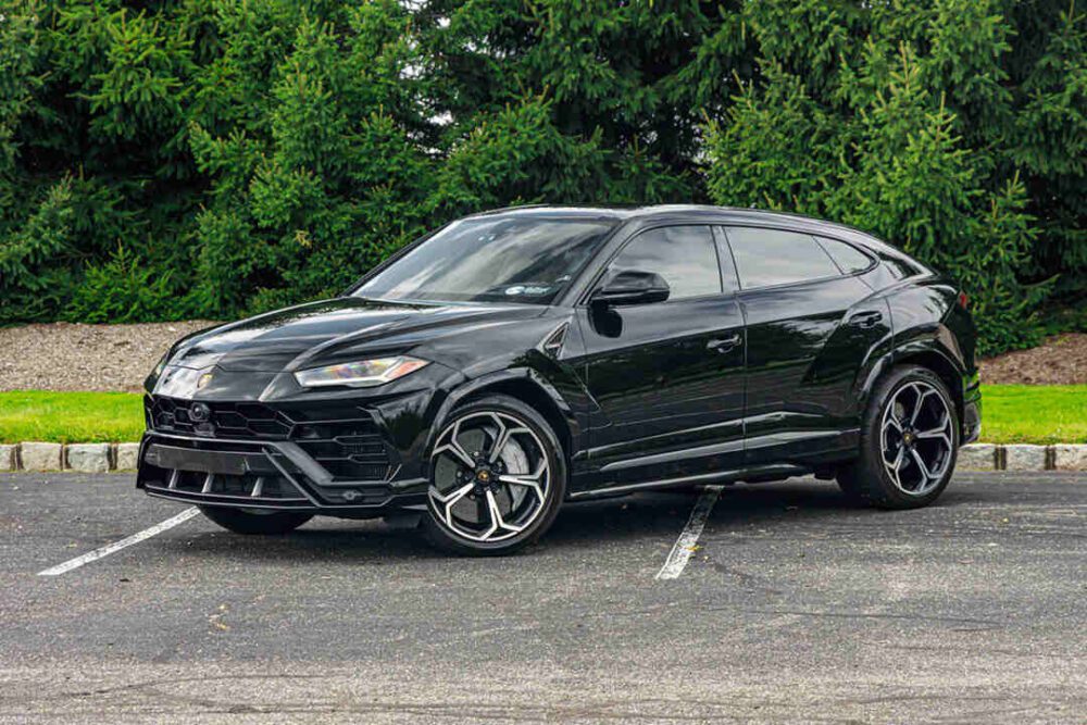Lamborghini Urus Black
