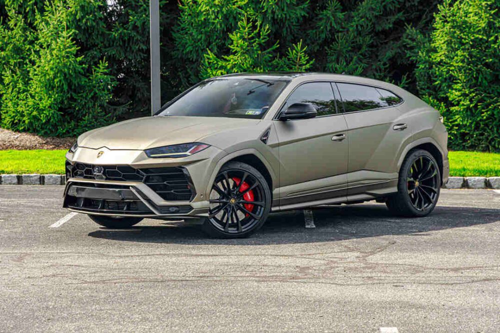 Lamborghini Urus Bronze