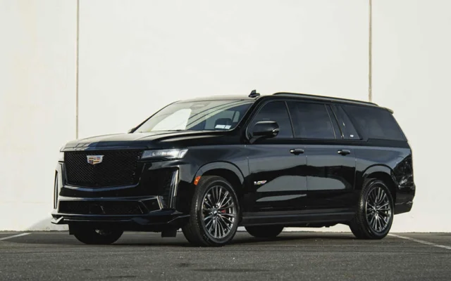 Escalade V