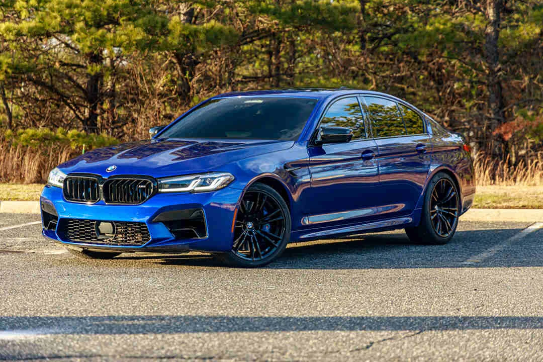 BMW F90 M5 Competition Blue