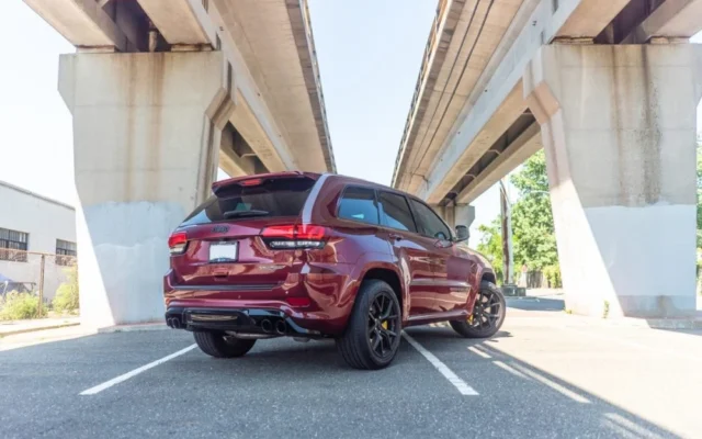 Rent a Jeep TrackHawk in New Jersey | BluStreet